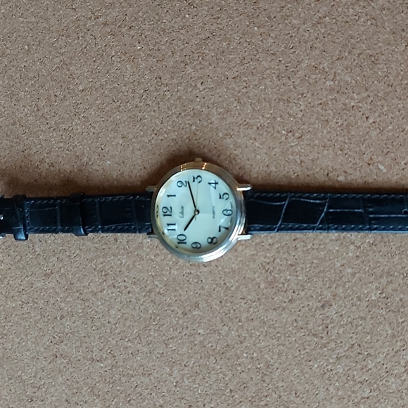 Collezio Gold Tone Quartz Watch - Picture 2 of 6